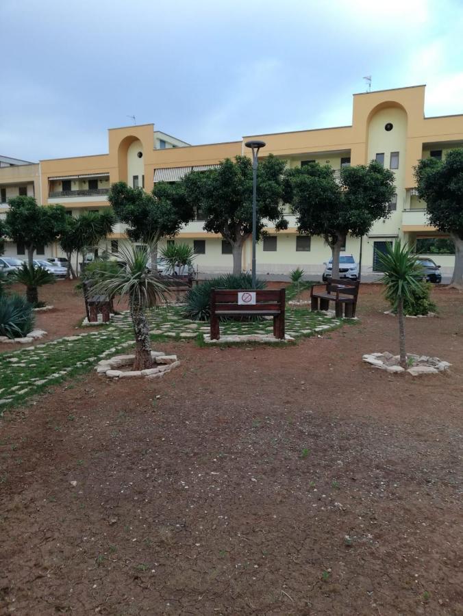Vacanze In Puglia Pezze Di Greco Exterior photo