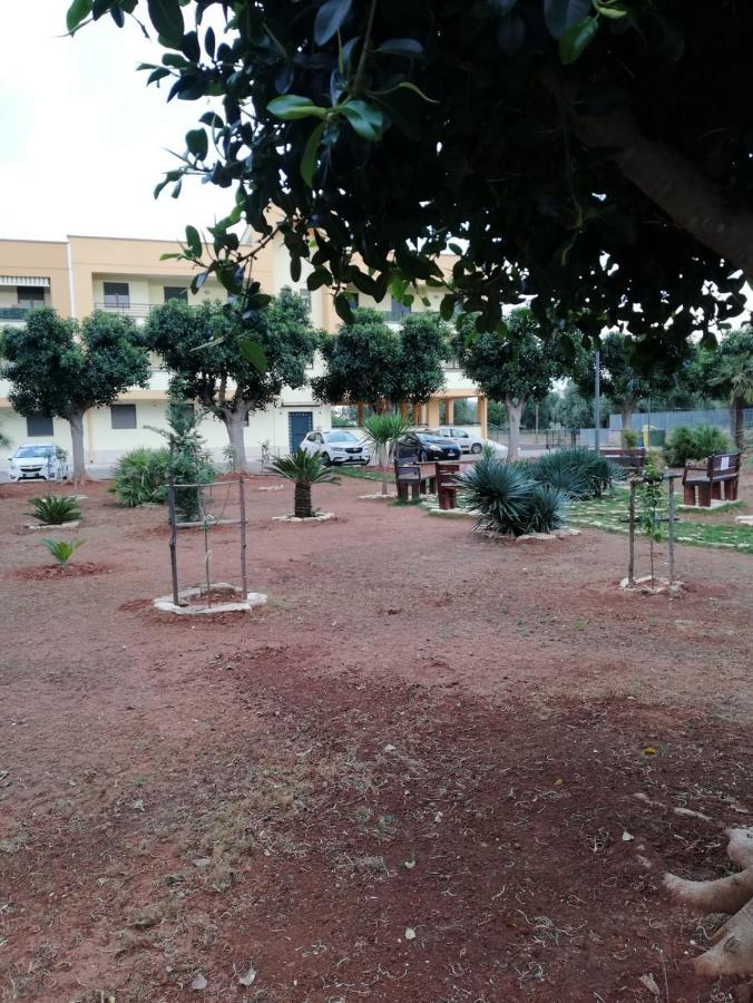 Vacanze In Puglia Pezze Di Greco Exterior photo